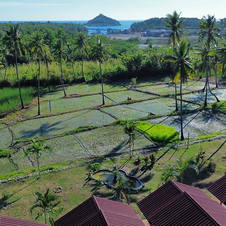 Nuna Bungalows Riung Экстерьер фото