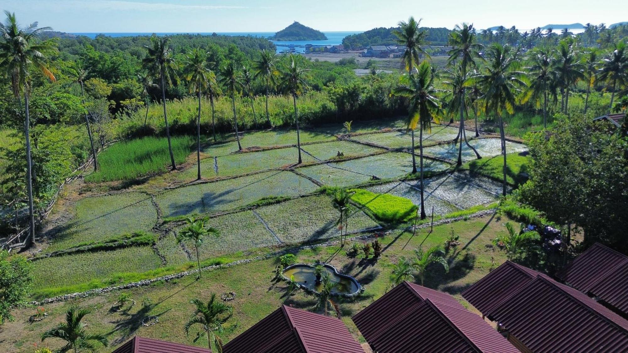 Nuna Bungalows Riung Экстерьер фото