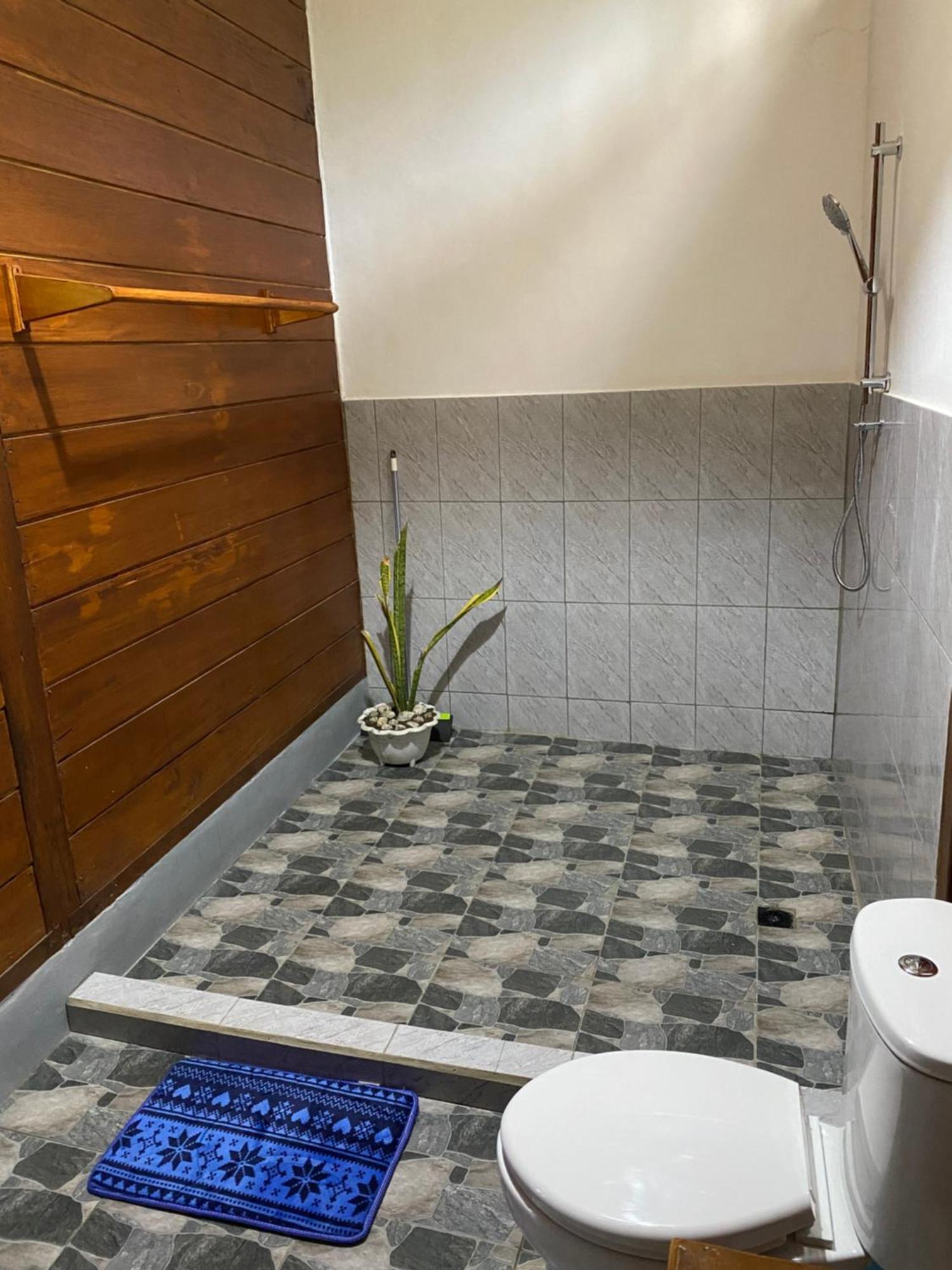 Nuna Bungalows Riung Экстерьер фото