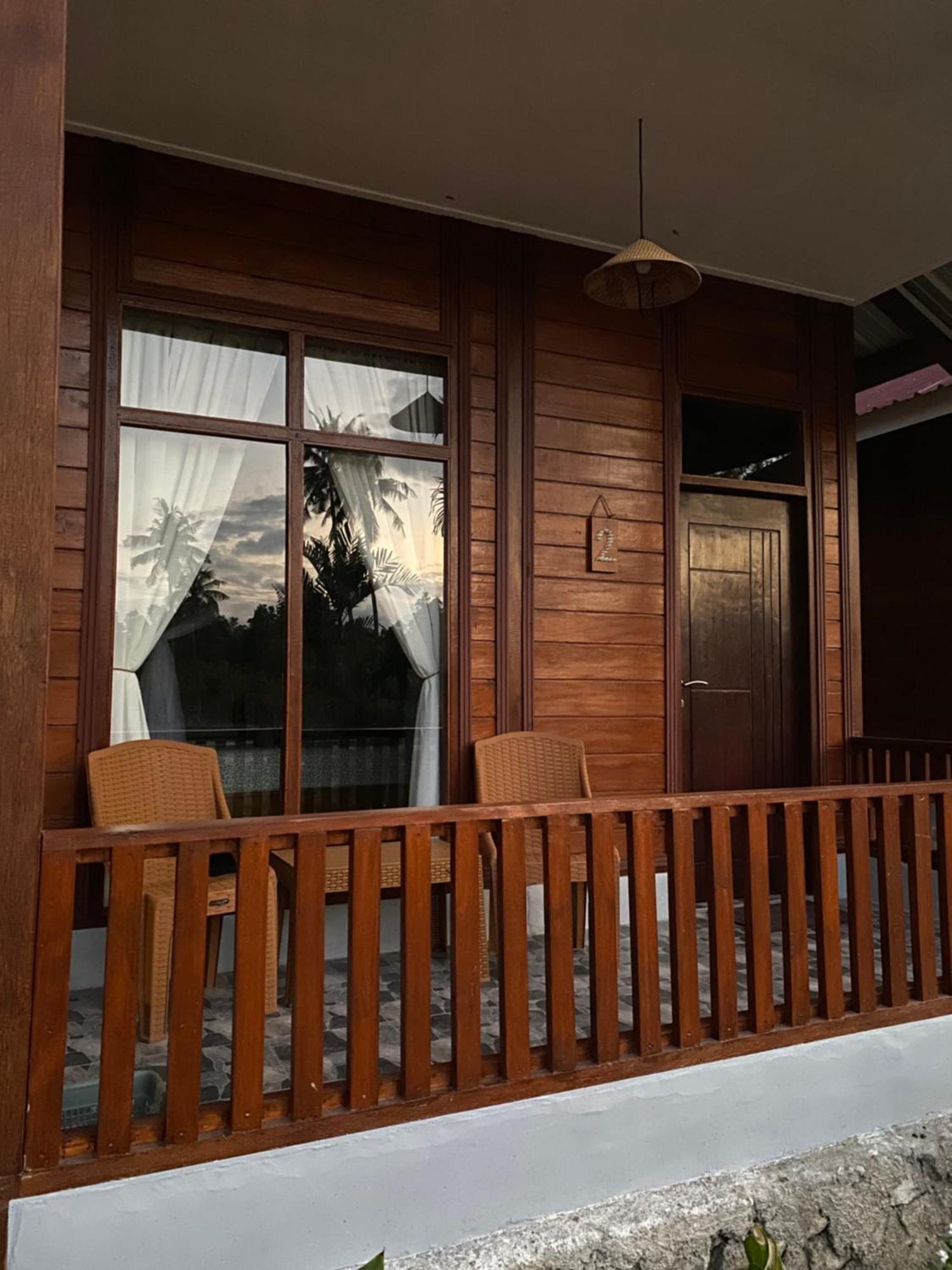 Nuna Bungalows Riung Экстерьер фото
